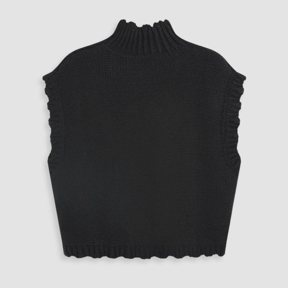 Black and White Flower Sweater - Picture 9 of 14